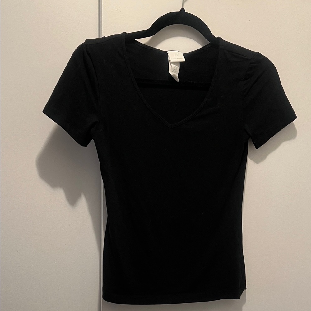 H&M Classic Black V-Neck Short Sleeve Tee